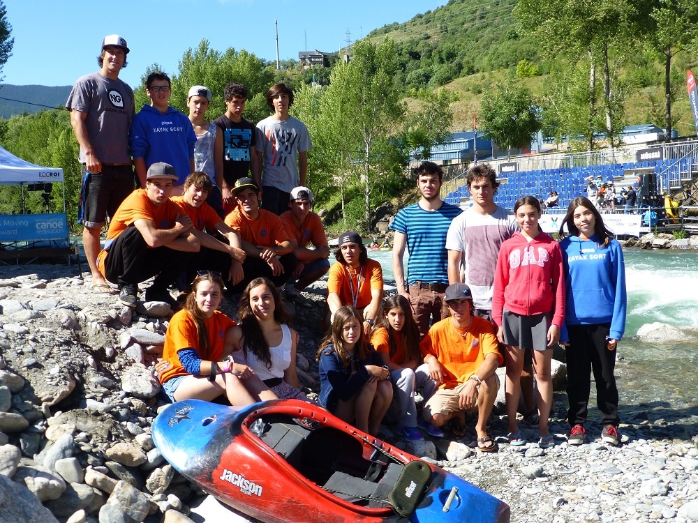 Todos los piragüistas españoles que participan en las finales de la Copa del Mundo de Kayak que se celebran en el rio Noguera Pallaresa de en Sort (Lleida). (Copyright/ Turiski).