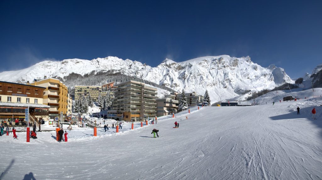 pueblos Pirineo francés para disfrutar esquí y nieve