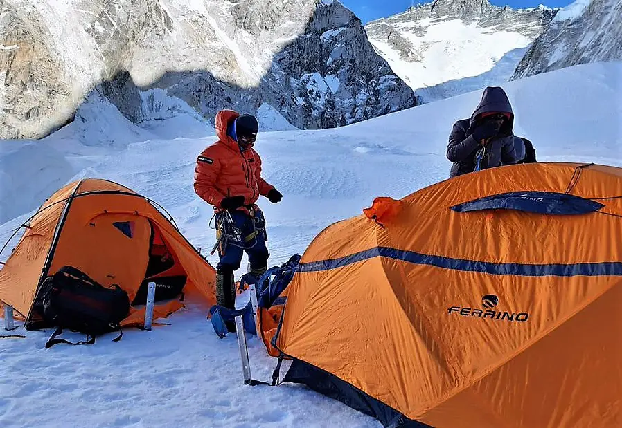 Alex Txikon Oscar Cardo Everest