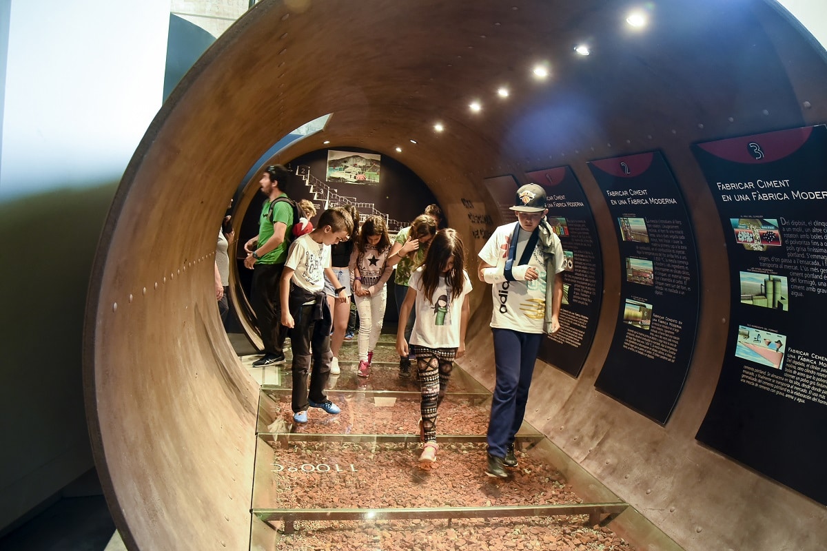 tren del ciment atracción turistica Alt Berguedá familias con niños Museo