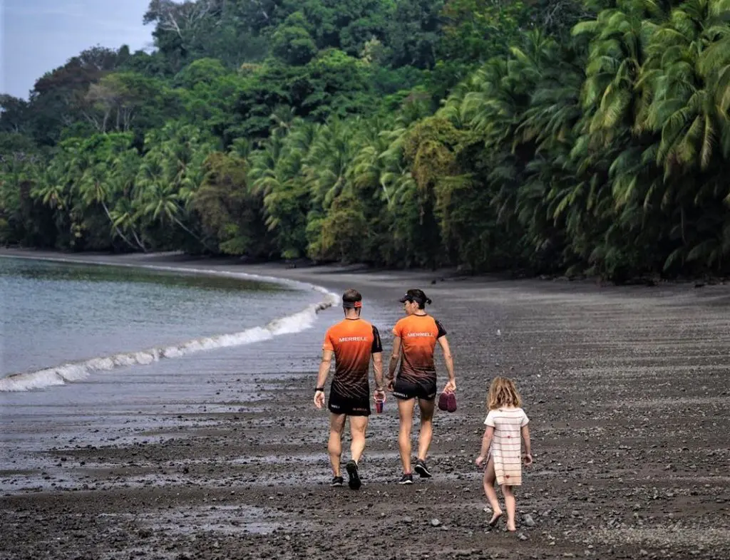 Onna playa Golfito Costa Rica