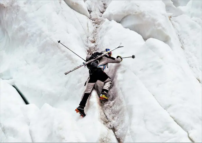 Andrzej Bargiel esquís K2: The Impossible Descent
