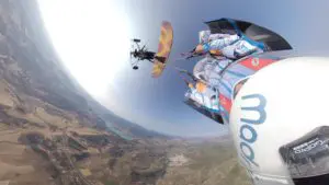 David Tejeiro acrobacia extrema con parapente traje de alas