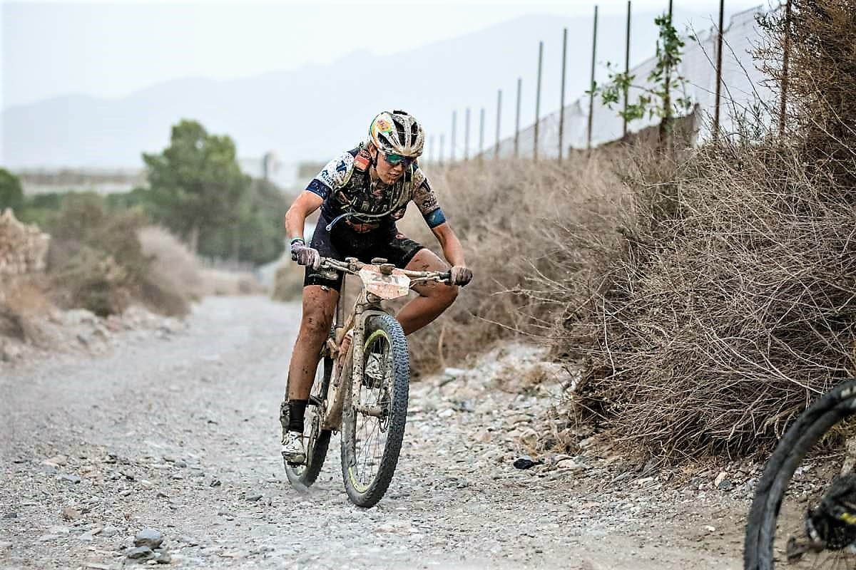 Clàudia Galicia retirada mountain bike