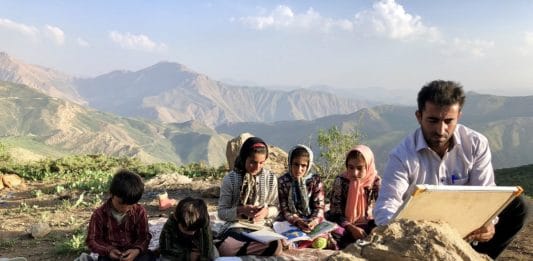 Irán: teaching among the Nomads‘ Festival Cine Torelló
