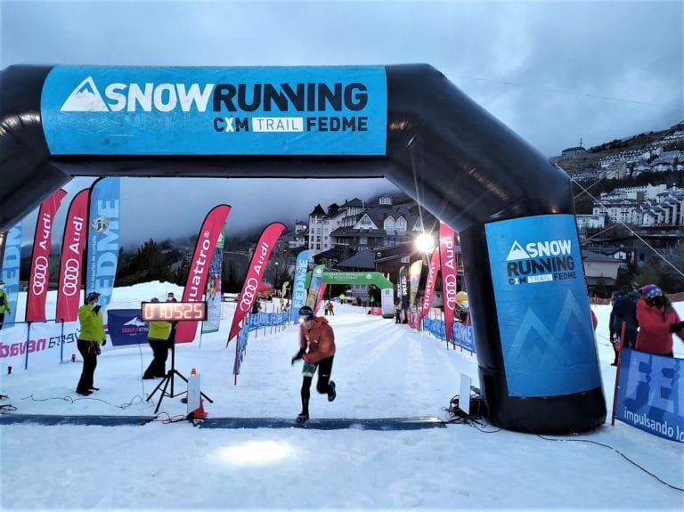 Eduard Hernández Virginia Pérez Campeones de España snowrunning Sierra Nevada