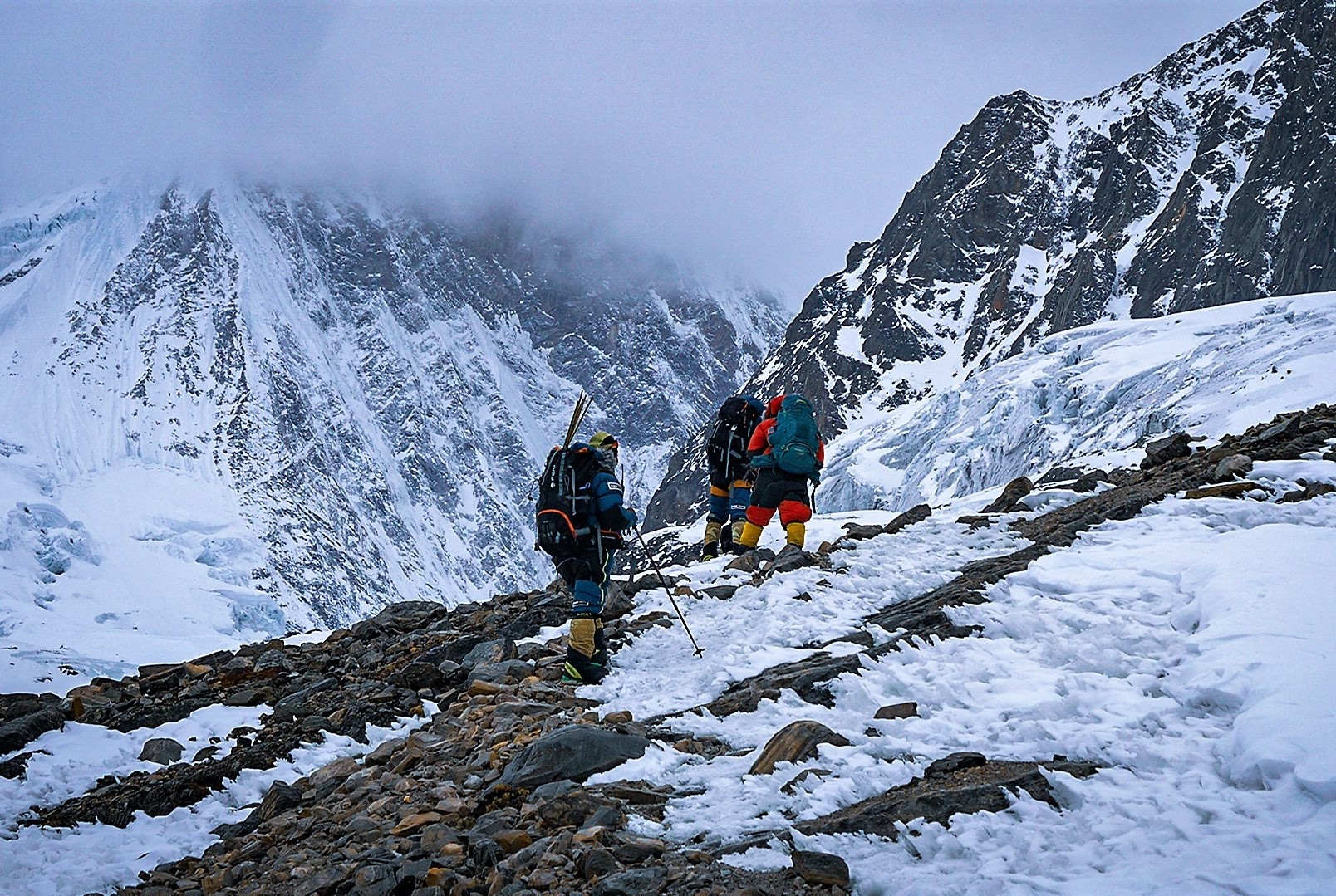 Alex Txikon y Simone Moro Manaslu