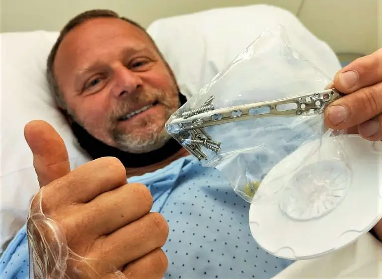 Antonio de la Rosa operación peroné