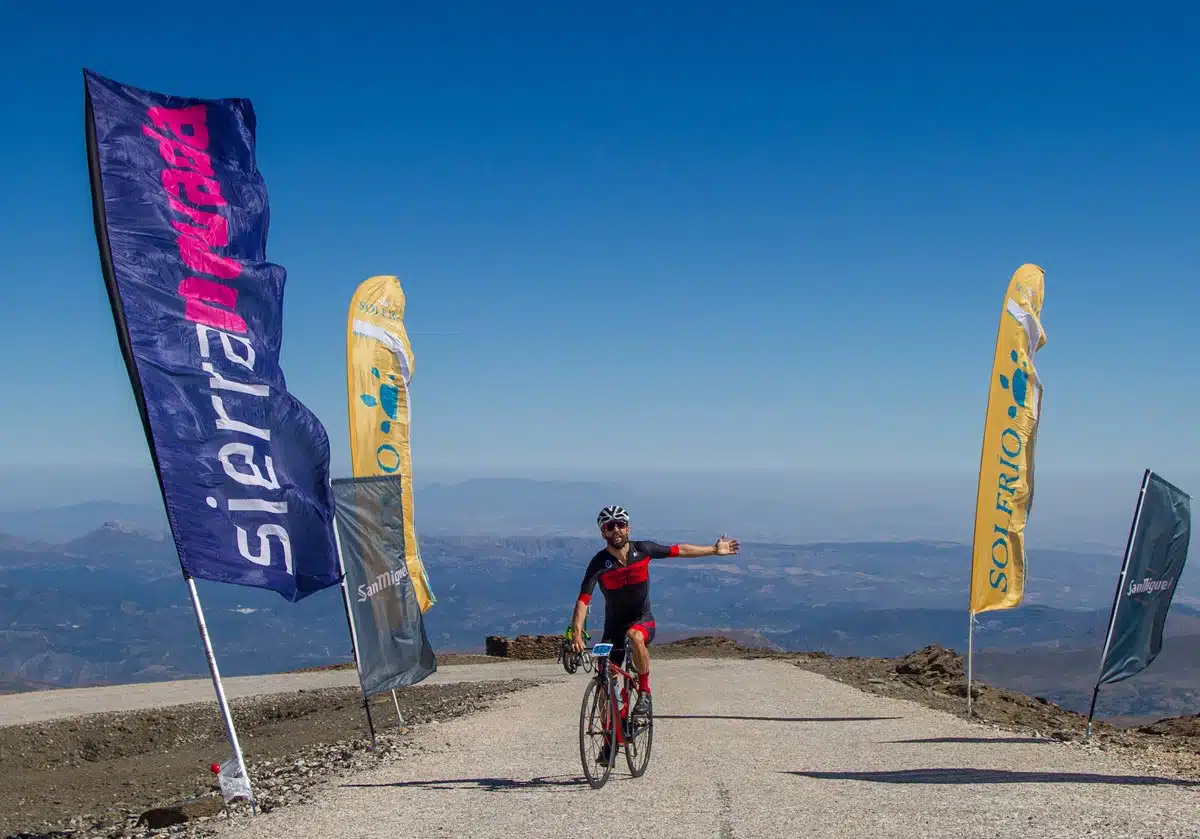 Francisco Pozo Subida Cicloturista Pico Veleta