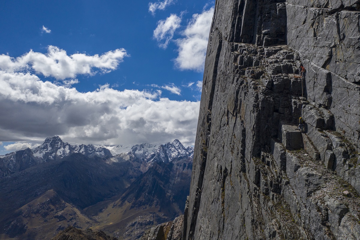 Hermanos Pou Cordillera Blanca Andes peruanos 