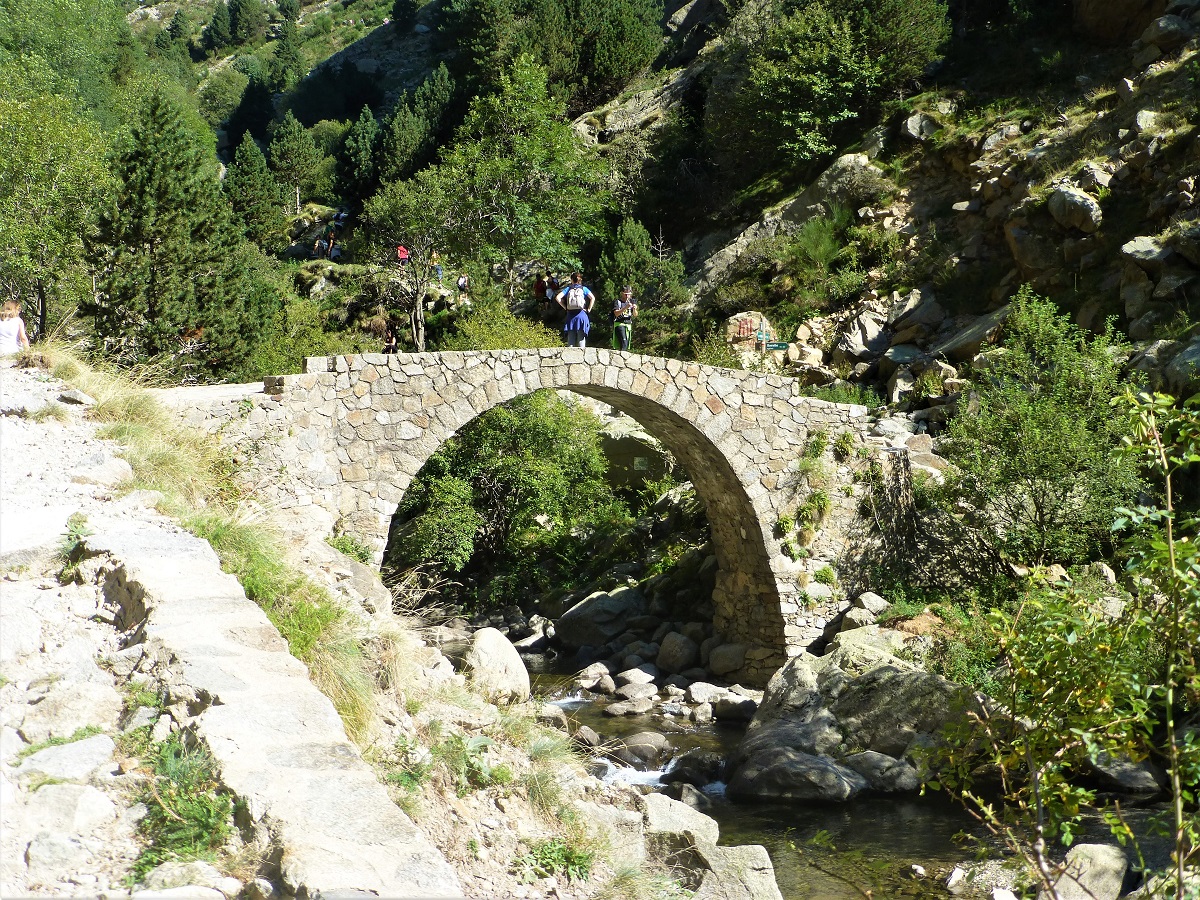 Puente de Cremal CamÍ Vell de Núria Queralbs