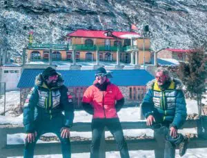 Alkex Txikon, Simone Moro Iñaki Álvarez. Samagaon Manaslu