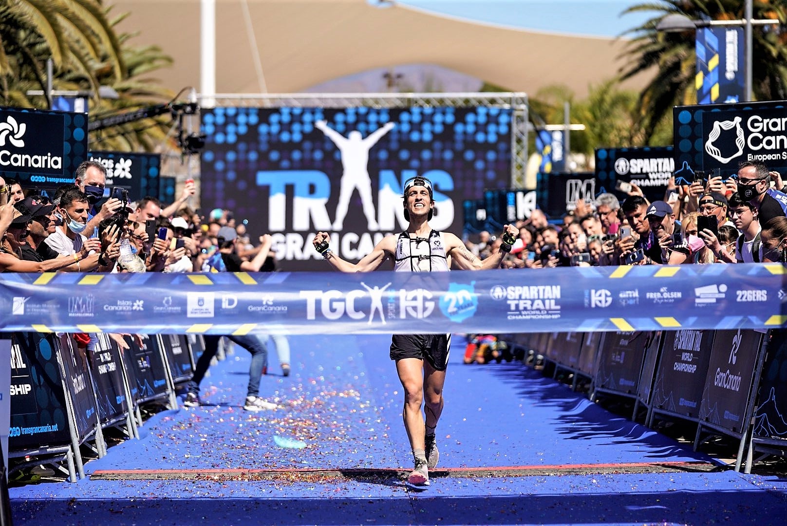 Pablo Villa y Ragna Debats ganan la Transgrancanaria 2022