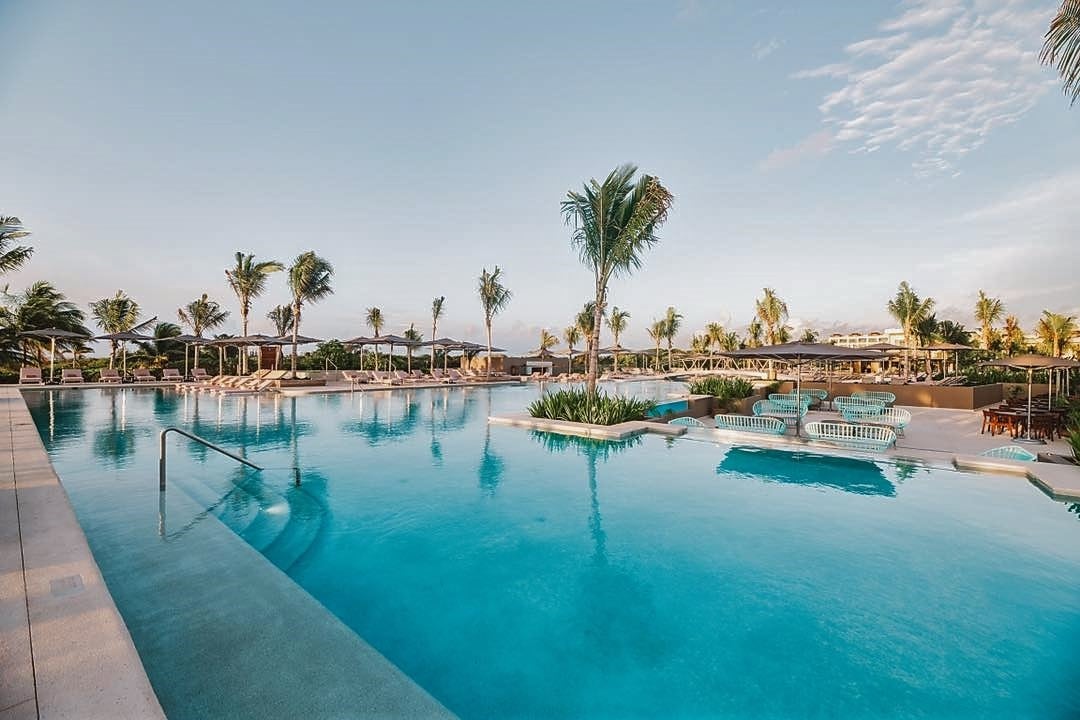 hotel adultos playa mujeres