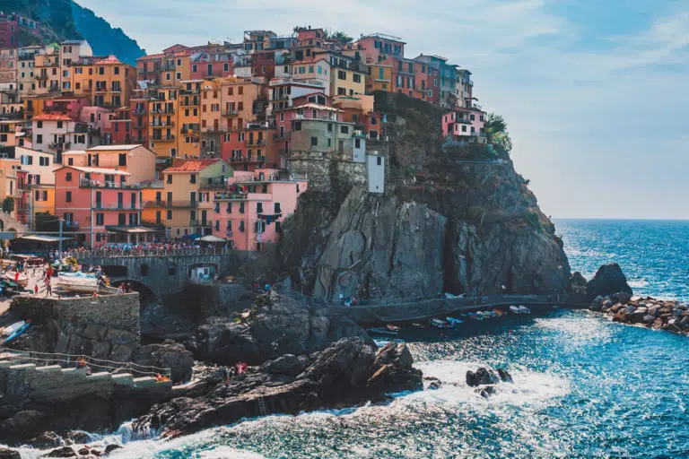 cinque terre acantilado