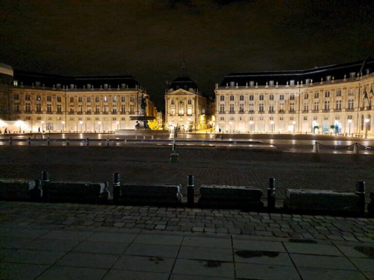 La place de la Bourse Burdeos