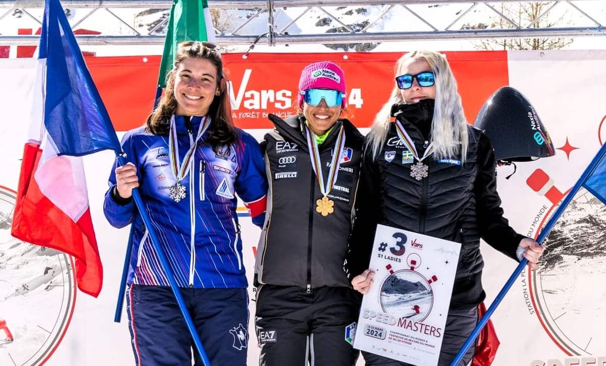 podio femenino esquí velocidad Vars 2024