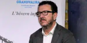 Betim Budzaku, director general de Andorra Turisme, en un evento de presentación sobre la estrategia turística de Andorra.