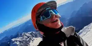 Gregorio Frondizi en la cumbre del Aconcagua tras batir el récord de velocidad en la exigente "Directa de los Polacos".