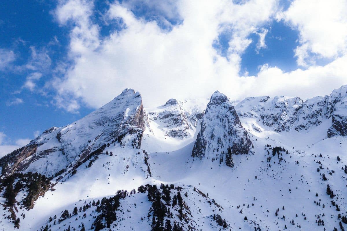 Pala de Sarrahèra (2.499 m) y el Tuc des Hemnes (2.361 m) 