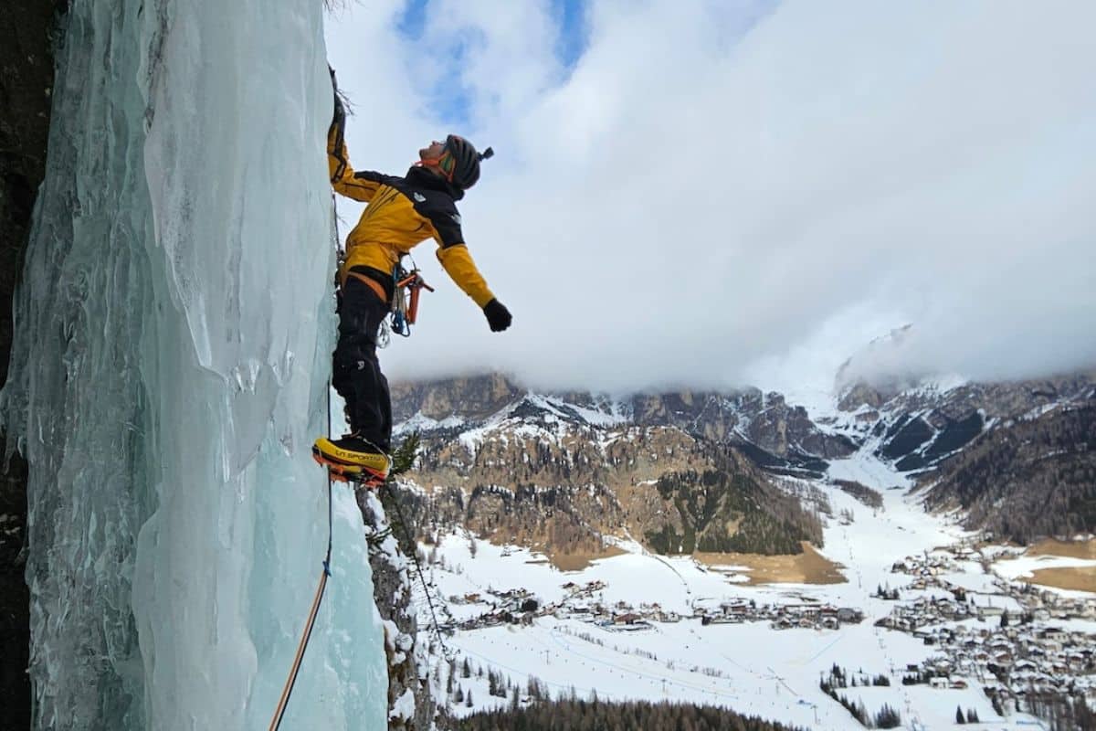 Hermanos Pou Dolomitas escalada en hielo