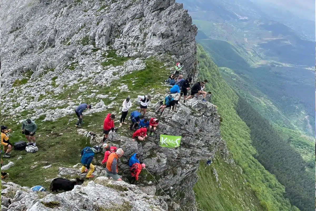 Kilometro Verticas Zegama cima Iraule
