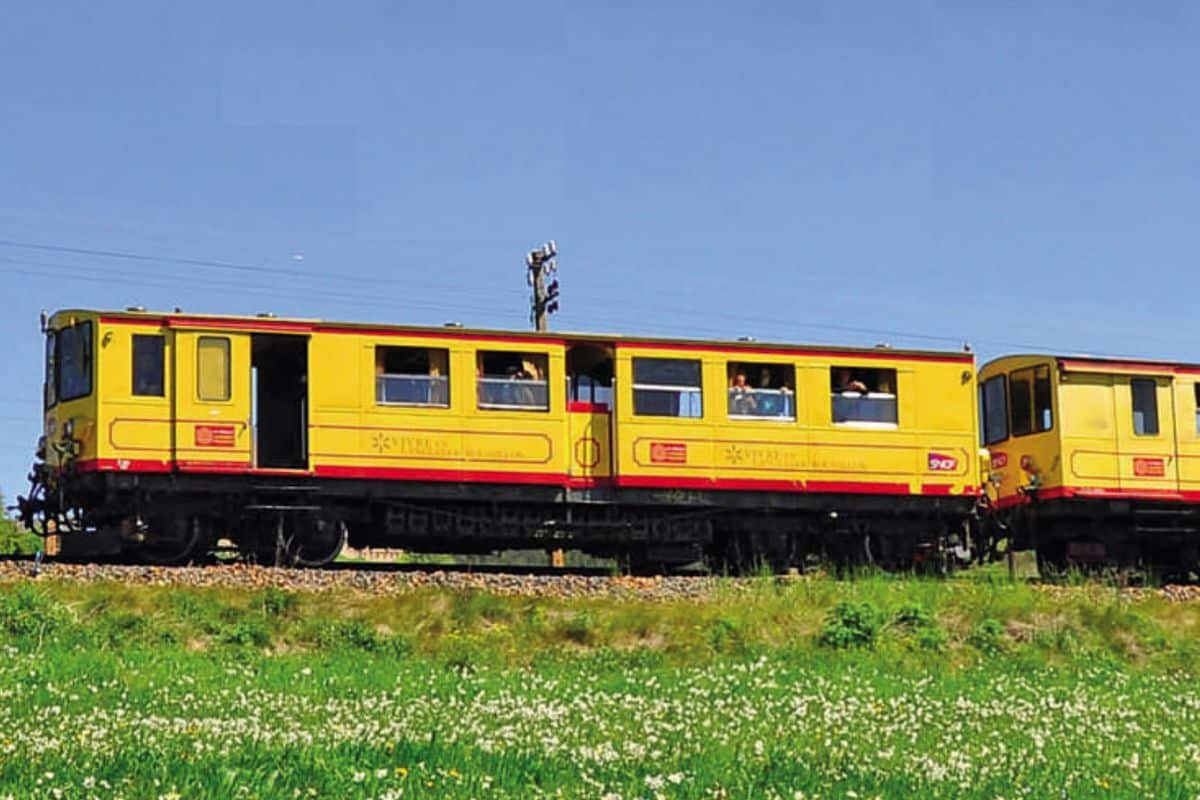 El Tren Groc o Amarillo