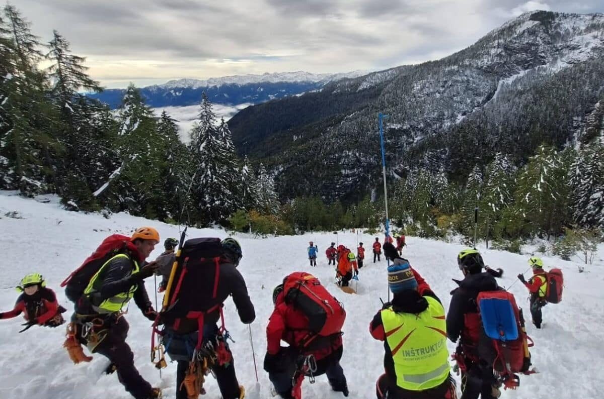 rescate Alpes Julianos Eslovenia 
