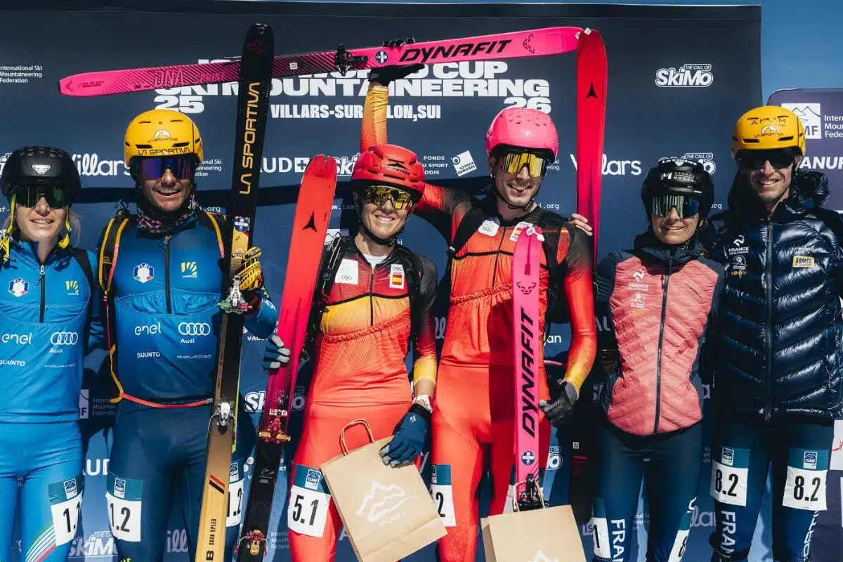 Podio relevos mixtos Villars 