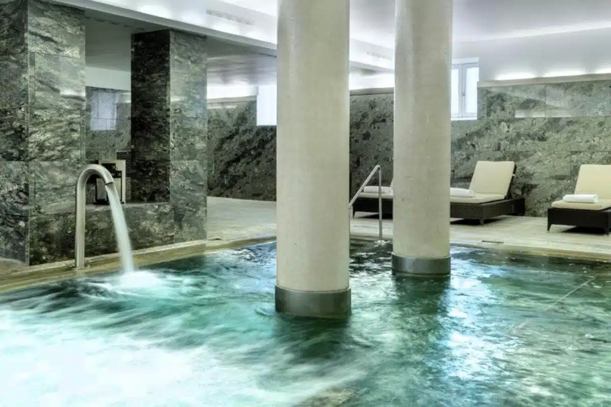 Zona de aguas del Gran Hotel del Balneario de Panticosa