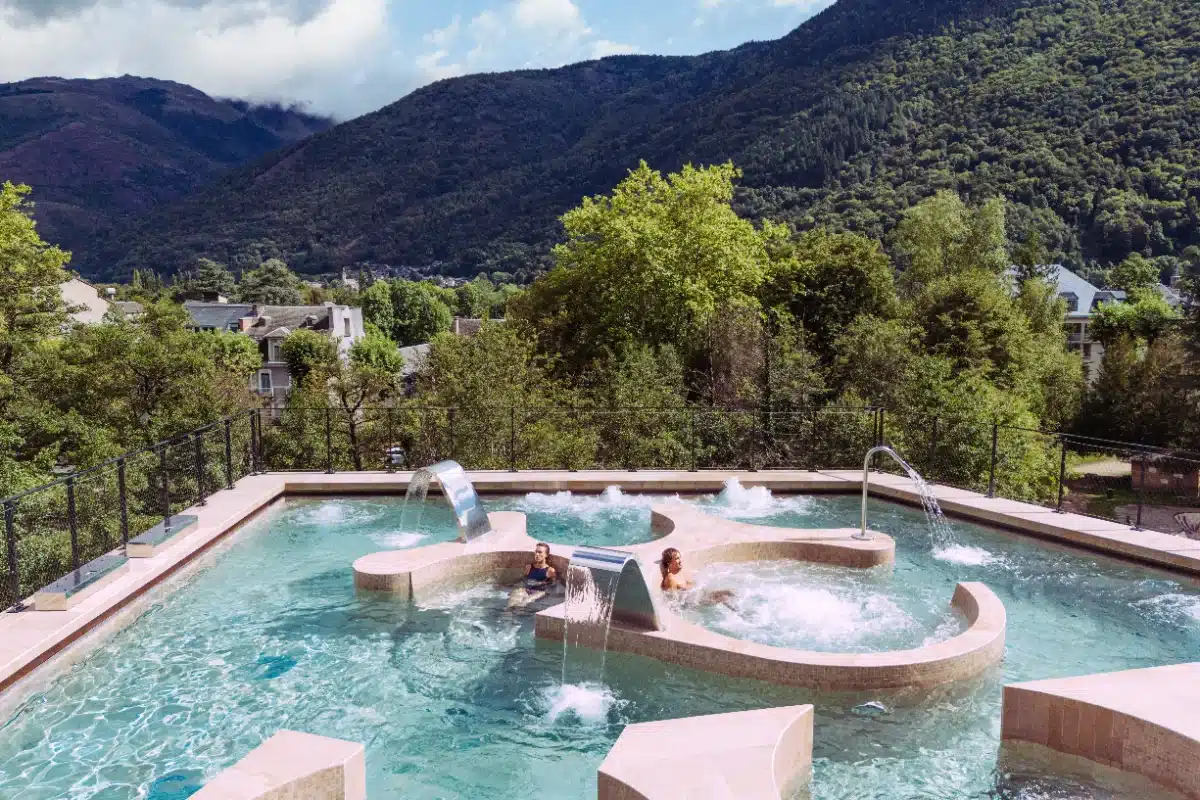 Baños termales al aire libre en Thermes de Luchon,