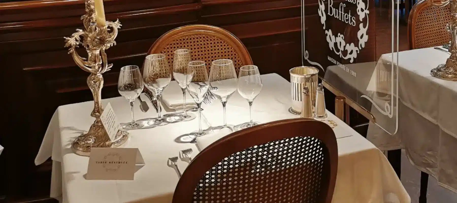 Les Grands Buffets