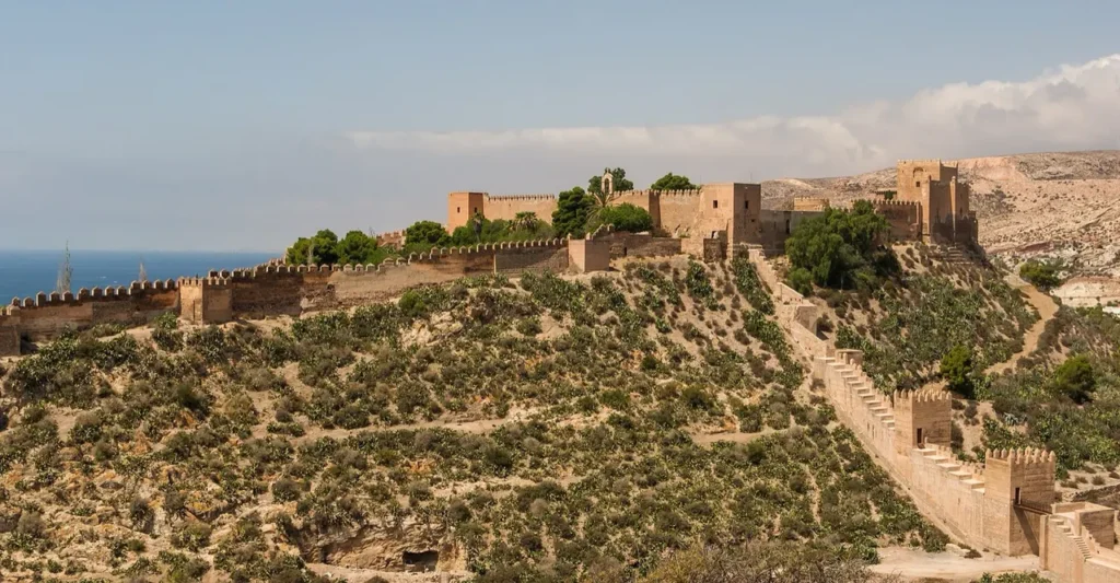 La Alcazaba de Almería,/Tour de Castles