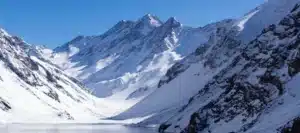 Cerro Tres Hermanos_laguna del Inca Portillo